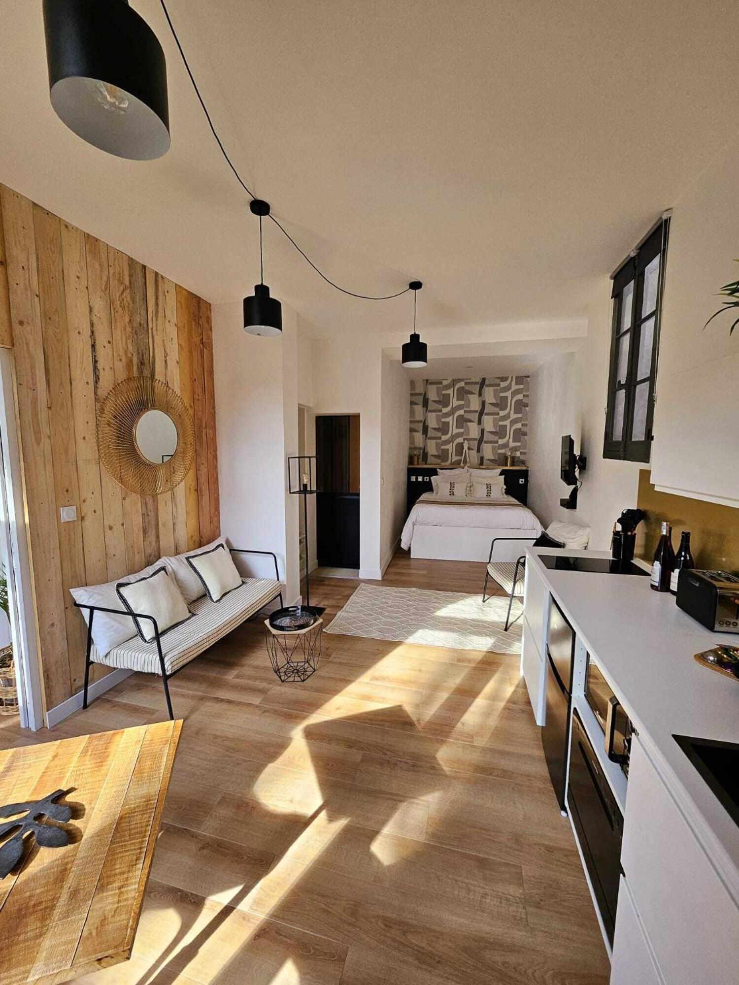 La Maison Grivolas Appartements Et Maison D'Hotes Авіньйон Екстер'єр фото