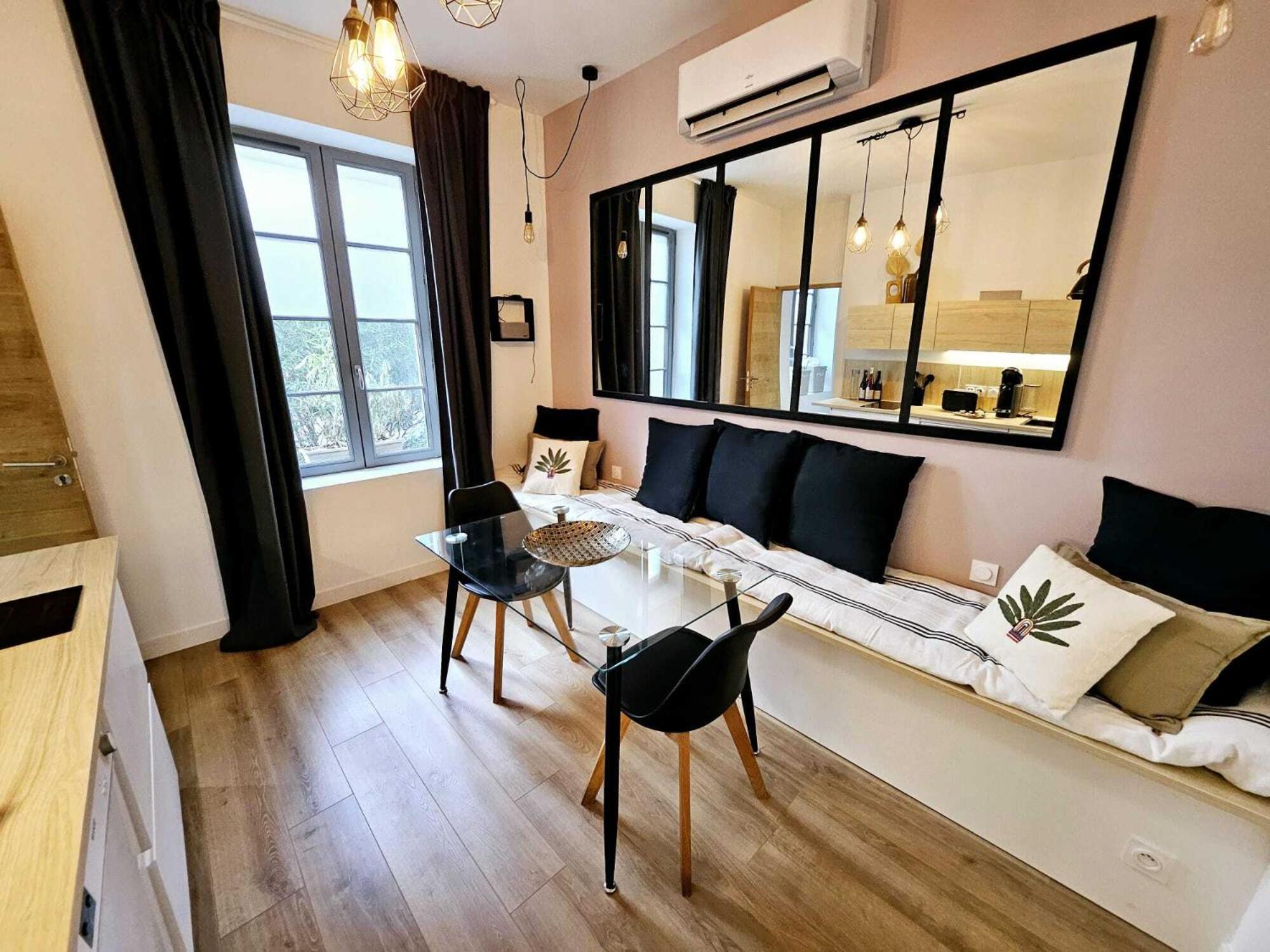 La Maison Grivolas Appartements Et Maison D'Hotes Авіньйон Екстер'єр фото